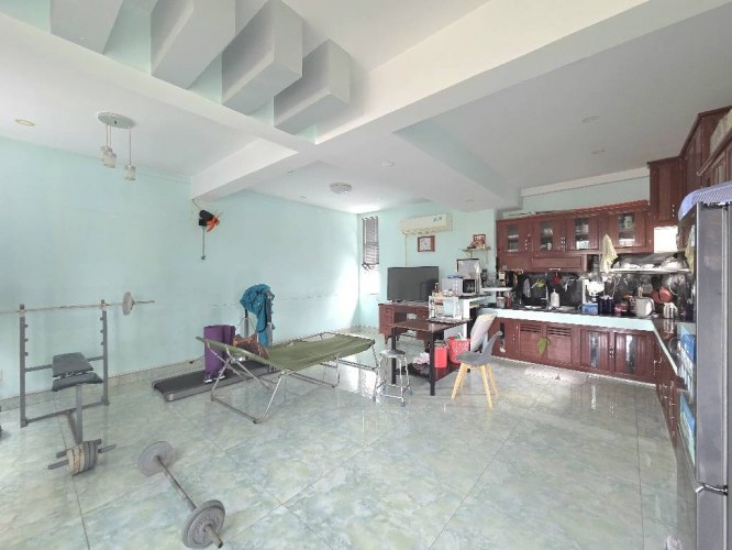 [L2617*] Tòa CHDV 20 phòng vị trí đắc địa gần Phạm Văn Đồng giá 30.x tỷ