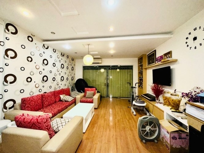 [T2627*] Nhà mặt tiền kinh doanh có lề 6m sát ĐH Văn Lang, 25.x tỷ