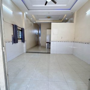 L2693* cần bán GẤP nhà cấp 4 sân thoáng 102M2 ĐÔNG HƯNG THUẬN | 5.x TỶ