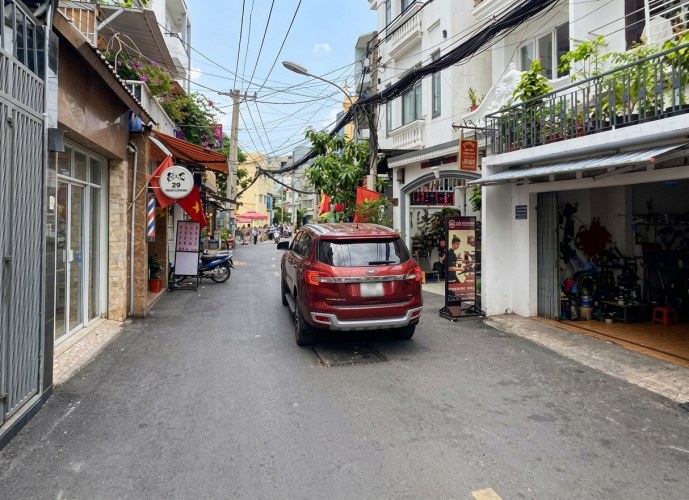 D2803* Nhà MT Nguyễn Tuân gần BV175, Đường 6m thông hậu nở 12.x tỷ