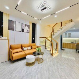 T2827 Bán nhà vuông vức sát Vincom Quang Trung 4.x tỷ