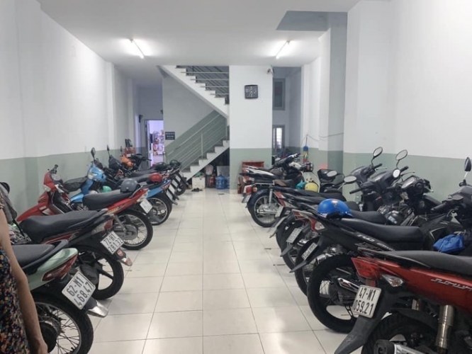 [DD101*] Nhà Ngang 5.2m thu nhập 100Tr/Tháng sát Sân Golf - Giá 17.x Tỷ
