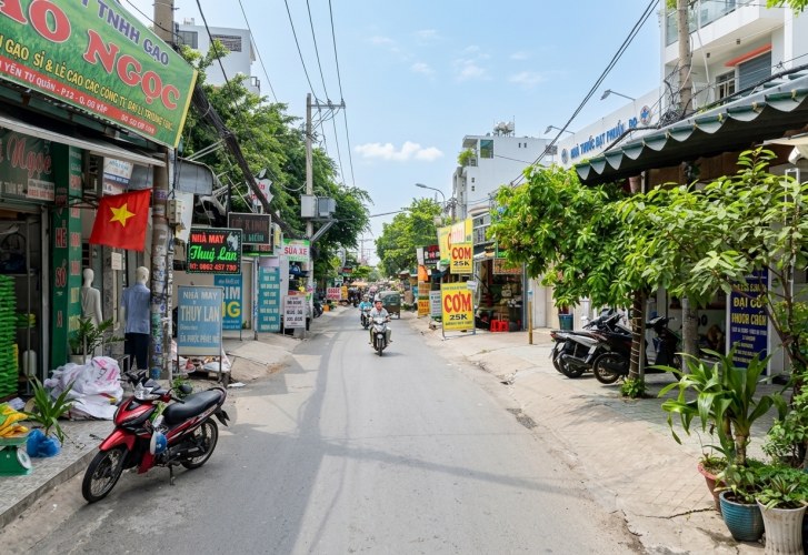 [DP100*] Đất mặt tiền Rộng 7m sát Sân Golf Tân Sơn Nhất - 24.x Tỷ