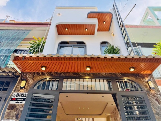 [O2877] Nhà 45m² vuông A4 sát Chợ Xóm Mới - Giá 5.x tỷ
