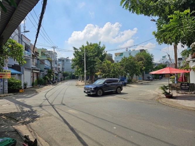 [K2899*] Nhà MT kinh doanh view công viên sát ĐH CN Kỹ Thuật, 11.x tỷ