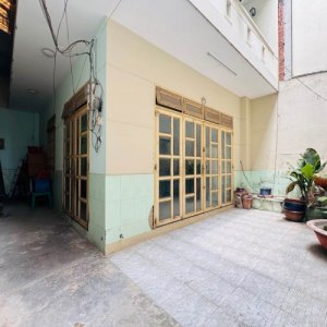D2967* hàng hiếm 200M2 VUÔNG VẮC sát CHỢ XÓM MỚI - GIÁ 12.X TỶ