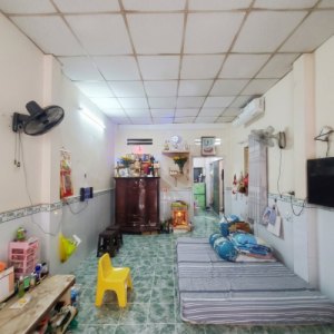 D3151 GIẢM CHÓC MẶT Nhà vuông A4 Phan Văn Hân Chỉ 10.x Tỷ