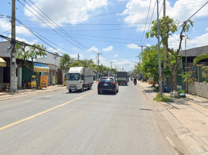 T3176 Bán nhà mặt tiền Nguyễn Văn Bứa Nhỉnh 12.x Tỷ